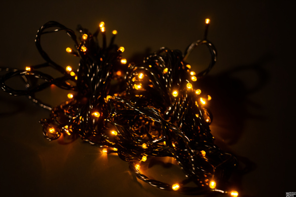 Гирлянда LED ""Стринг Лайт"", 10м Желтая, 8,8W, 100LED (шаг 10см ), соед. До 10 шт F-SL-010-Y  "