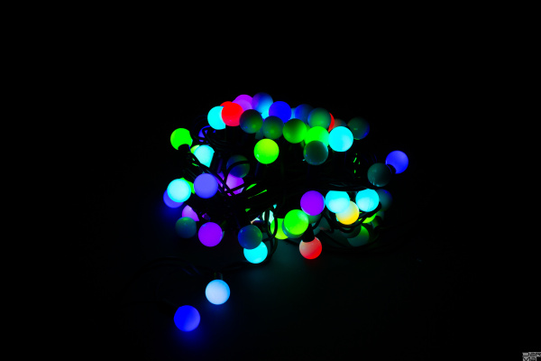 Гирлянда LED Шарики RGB быстрый 10м ф23мм 10м Флеш Каучук черный провод